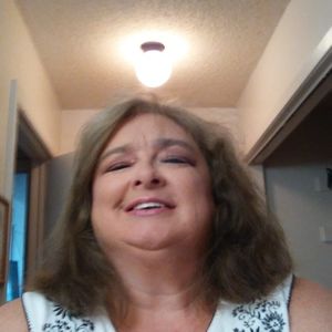 Meet your Posher, Nita